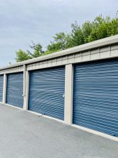 GiGis Self Storage - Easthampton