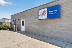 Storage Rentals of America - Des Moines - NW Prairie Ln
