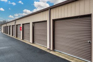 Mini Mall Storage - Mooresville