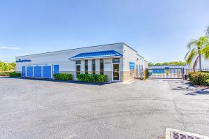 SmartStop Self Storage - Port St Lucie - 525 SW South Macedo Blvd