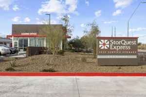 1501 StorQuest Express - Phoenix / 51st