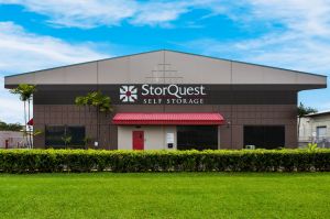 StorQuest - Hilo / Kalanikoa