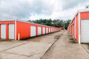 Mini Mall Storage - Livingston