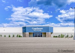 CubeSmart Self Storage - 1425 Janesville Avenue
