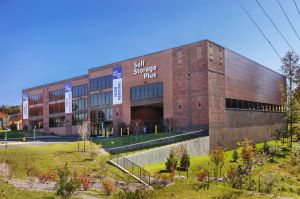 Self Storage Plus - Dale City - 13690 Mapledale Avenue