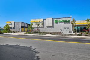 Storelocal Storage - Corona