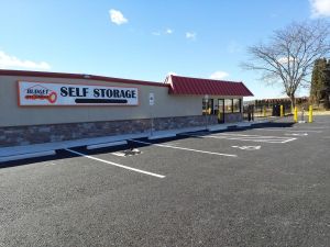 Budget Store and Lock - S. Laurel