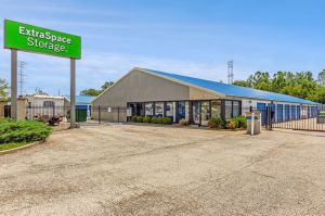Extra Space Storage - 2195 - Indianapolis - 9201 Washington St