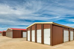 KO Storage of Mineral Wells - US-180