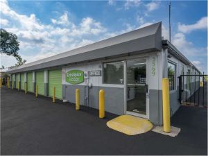 Extra Space Storage - 0439 - Columbus - E Main St