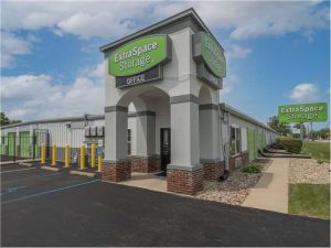 Extra Space Storage - 1397 - Mishawaka - McKinley Ave