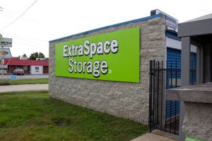 Extra Space Storage - 2103 - Linton - 13th St