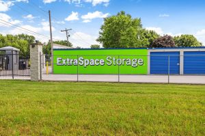Extra Space Storage - 2103 - Linton - 13th St