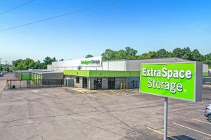 Extra Space Storage - 0680 - Memphis - Covington Way