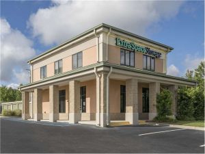 Extra Space Storage - 8492 - Columbia - Two Notch Road