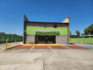 Extra Space Storage - 3102 - Sanford - 25th St