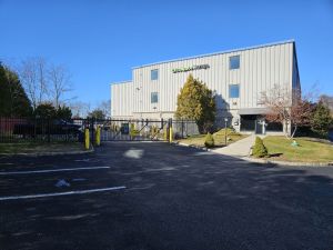 Extra Space Storage - 3181 - Southampton - 59 Mariner Dr