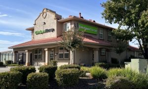 Extra Space Storage - 3508 - Sacramento - Goldenland Ct.