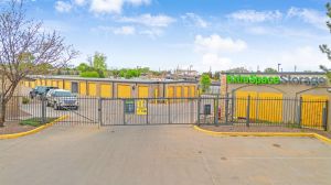 Extra Space Storage - 3769 - Lakewood - Arizona Ave.