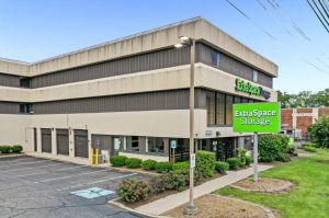 Extra Space Storage - 3779 - Clifton - Allwood Rd