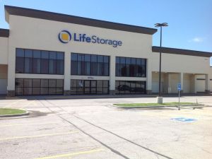 Extra Space Storage - 3916 - Kansas City - Bannister Rd