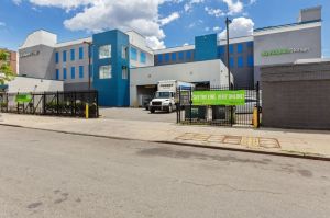 Extra Space Storage - 3940 - Brooklyn - Belmont Ave