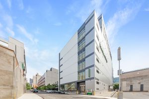 Extra Space Storage - 4153 - New York - 51st St