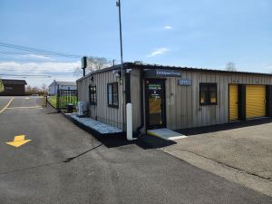 Extra Space Storage - 3043 - Suffield - South Street