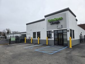 Extra Space Storage - 3045 - Norfolk - Brambleton Ave