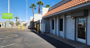 Extra Space Storage - 3150 - Mesa - 545 Broadway Rd