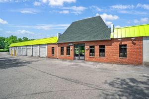 Extra Space Storage - 3162 - Brewster - Route 22