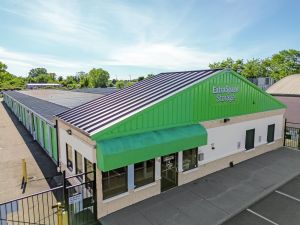 Extra Space Storage - 3197 - Bay Shore - Saxon Ave