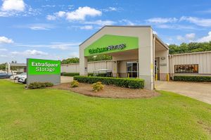 Extra Space Storage - 3201 - Montgomery - Richard Rd