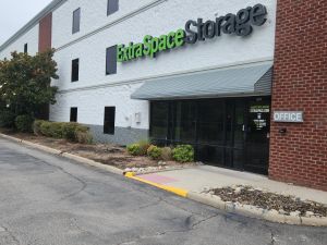Extra Space Storage - 3309 - Norfolk - Little Creek Rd