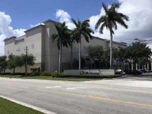 Extra Space Storage - 3358 - West Palm Beach - Mercer Avenue
