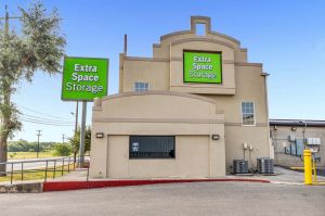 Extra Space Storage - 3360 - San Antonio - Walzem Road