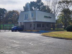 Extra Space Storage - 3373 - Chesapeake - Campostella Rd