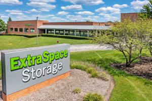 Extra Space Storage - 3462 - Barrington - Barrington Rd.