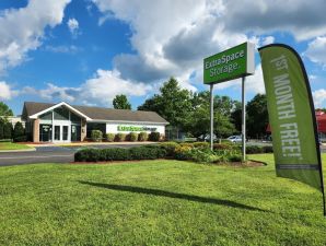 Extra Space Storage - 3584 - East Windsor - Route 130