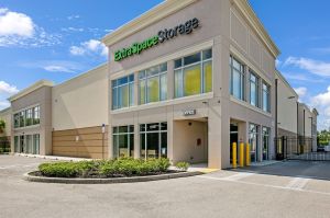 Extra Space Storage - 4123 - Bonita Springs - Trade Center Dr