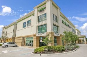 Extra Space Storage - 4125 - Naples - Rattlesnake Hammock Rd