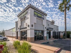 Extra Space Storage - 1477 - Fontana - Baseline Ave