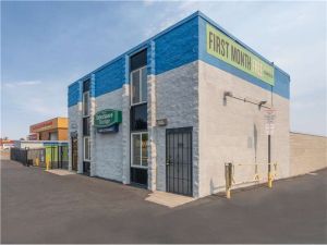 Extra Space Storage - 8334 - Hesperia - Main St