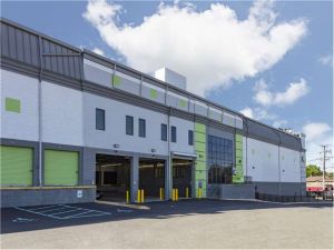 Extra Space Storage - 1725 - Fort Lee - Main St