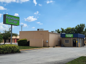 Extra Space Storage - 3076 - Plant City - Alexander St