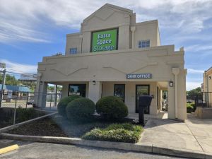 Extra Space Storage - 3234 - San Antonio - 11947 Huebner Rd