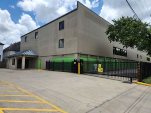 Extra Space Storage - 3302 - Houston - Katy Freeway