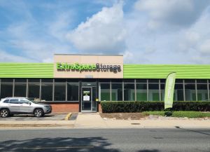 Extra Space Storage - 3382 - Chicago - 5860 Pulaski Road