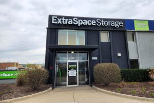 Extra Space Storage - 3452 - Addison - Westgate St