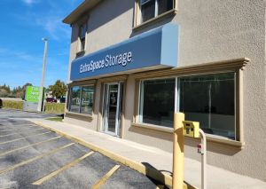 Extra Space Storage - 3679 - Tampa - Bruce B Downs Blvd